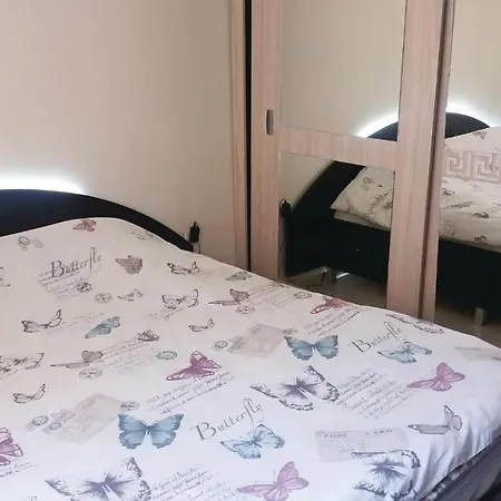 Two-bedroom In Apartamento Varna