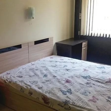 Apartamento Two-bedroom In Varna