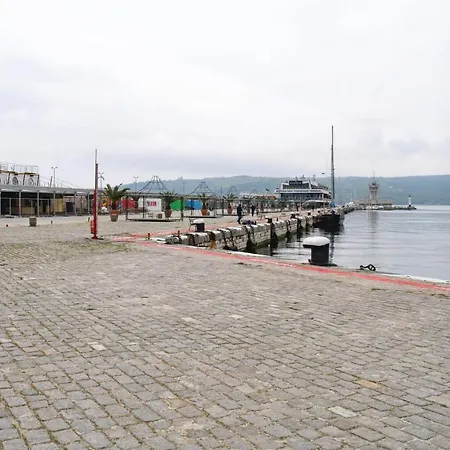 Two-bedroom In Varna